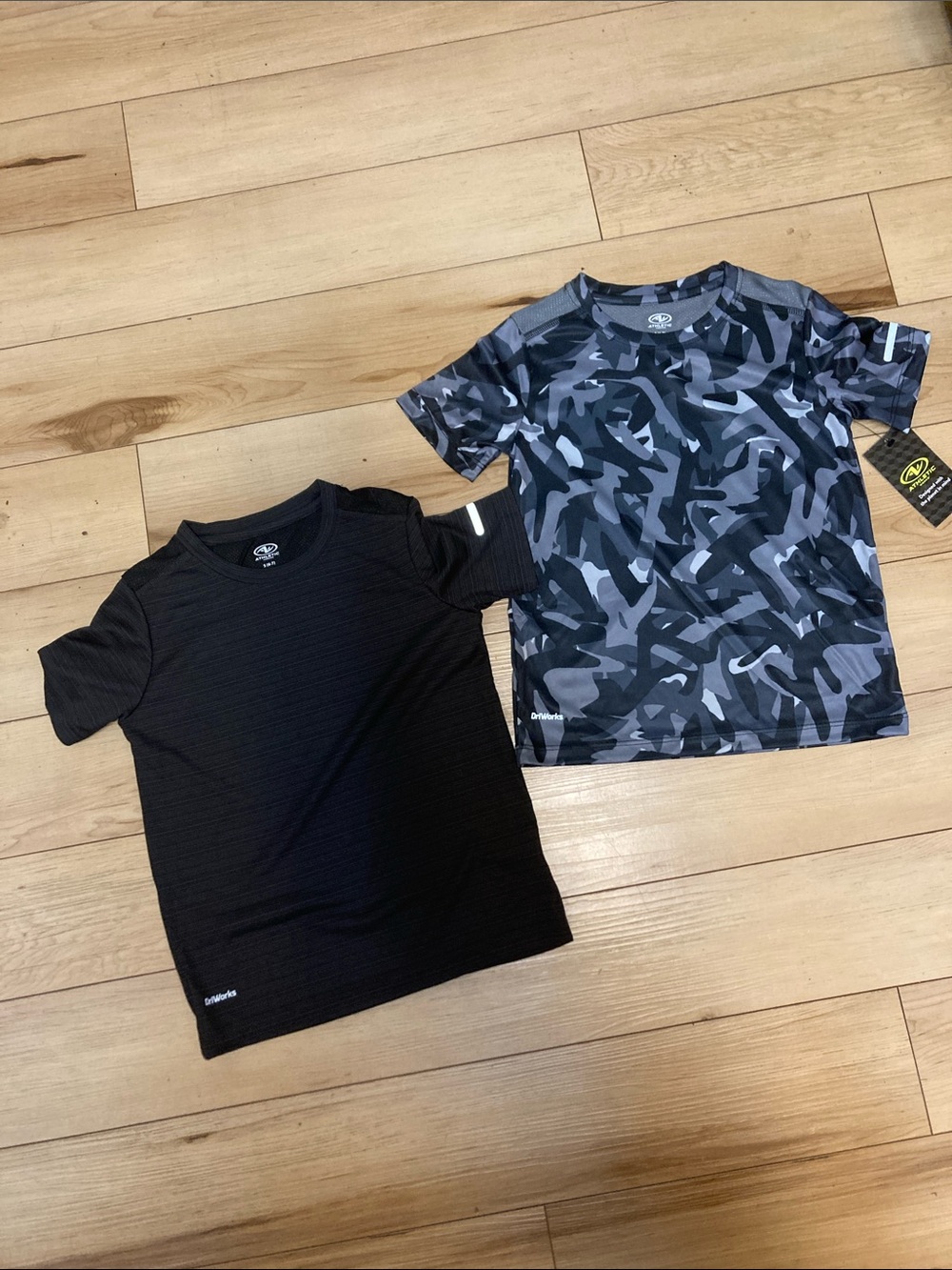 Athletic Works Black Tee & Gray Camo Short Sleeve Tees